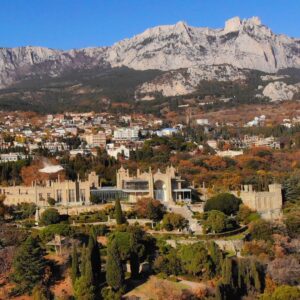 Воронцовский дворец в Алупке (Ялта Крым)